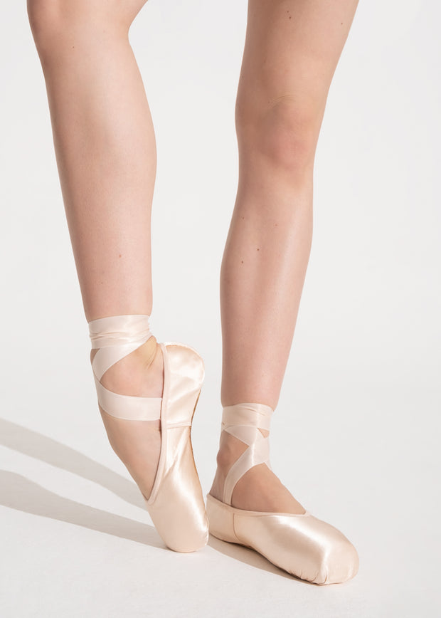 Nikolay: Pointe Shoe, StarPointe (0543N) MF